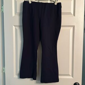 Ann Mashburn size Large Navy Faye pull on pants, slight flare